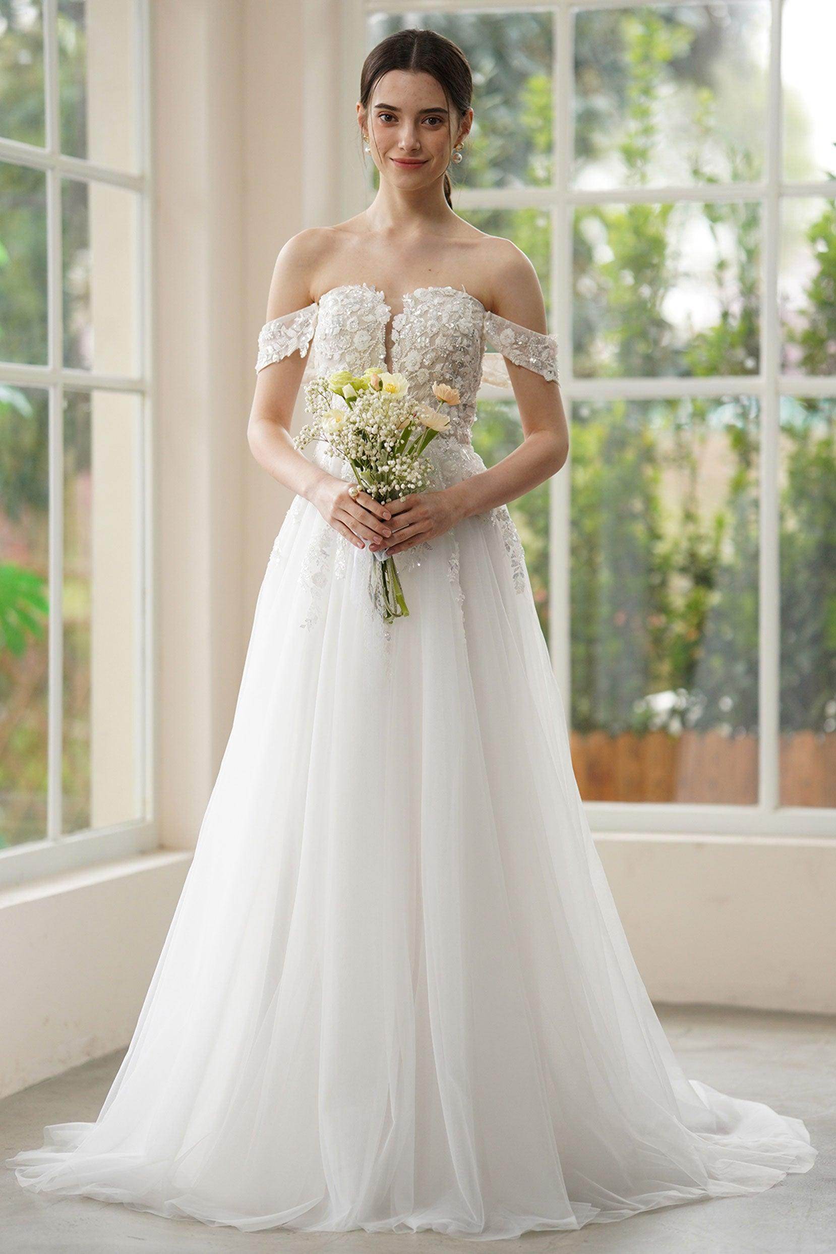 A-Line Sweep-Brush Train Lace Tulle Wedding Dress CW3314 - COCOMELODY